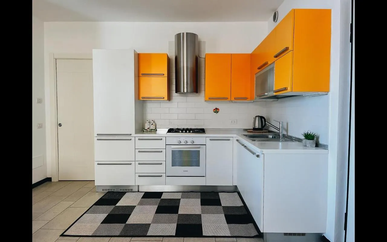 Charme Apartment Lake Como Ардженьо Италия